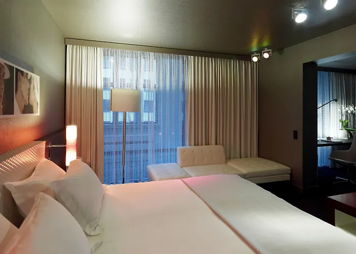 Hotel Sofitel Bayerpost 5*