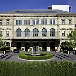Sofitel Bayerpost Szálloda