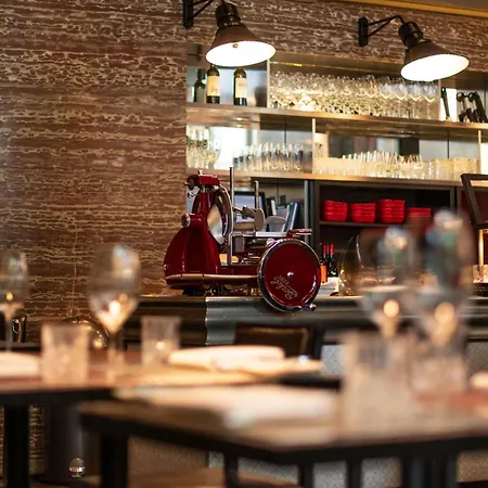 ホテル ソフィテル バイエルポスト