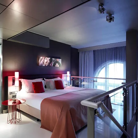 Sofitel Bayerpost 5* Münih