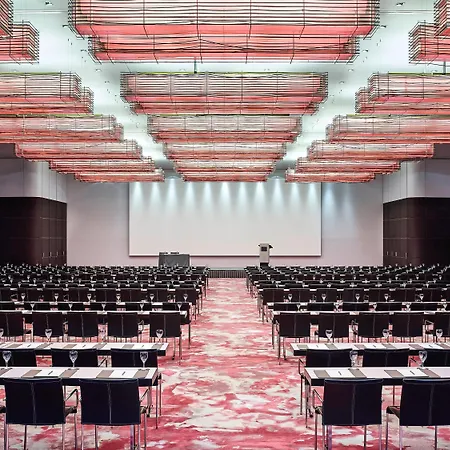 Sofitel Bayerpost Otel 5*