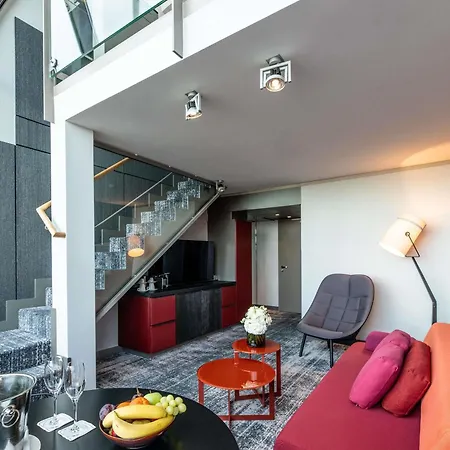 Sofitel Bayerpost