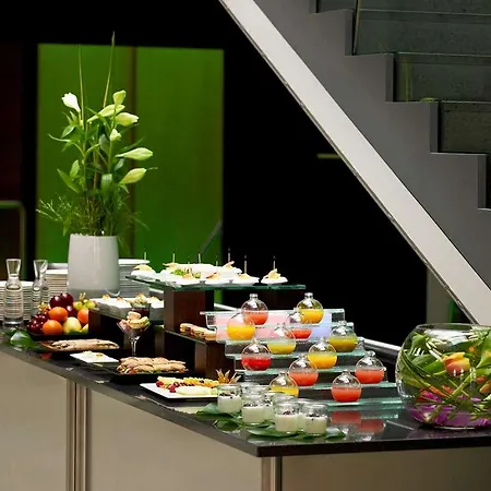 Sofitel Bayerpost 5*