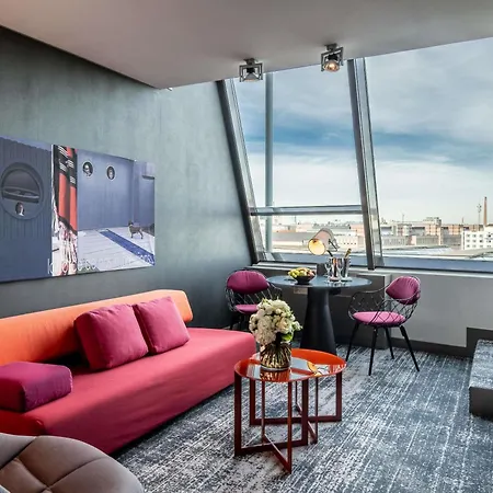 Szálloda Sofitel Bayerpost 5*